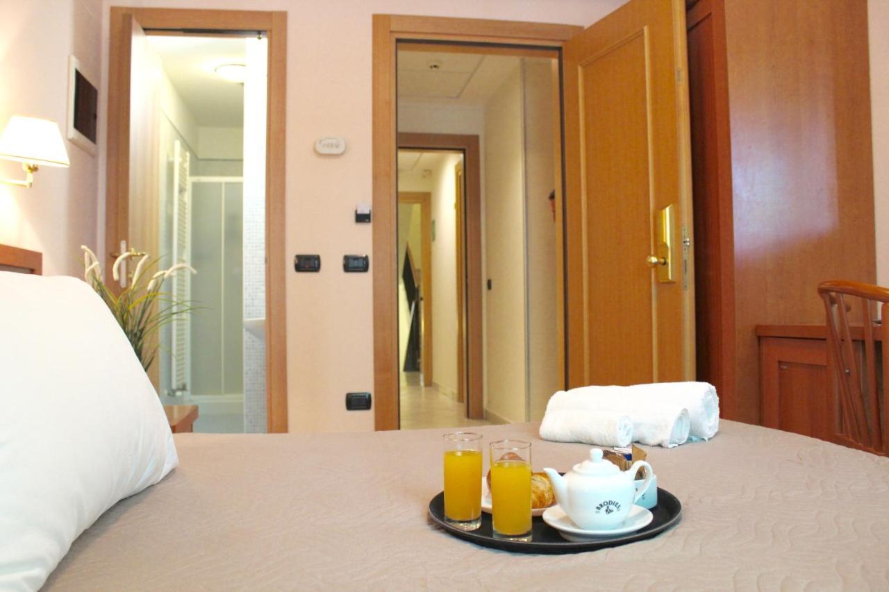Depandance Hotel Jole تْشيزيناتيكو المظهر الخارجي الصورة