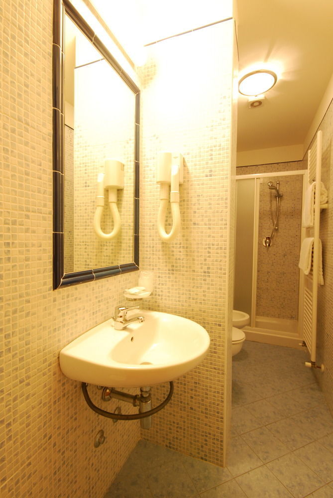 Depandance Hotel Jole تْشيزيناتيكو المظهر الخارجي الصورة